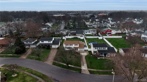 $264,900 | 119 Kaymar Drive, Amherst, NY 14228