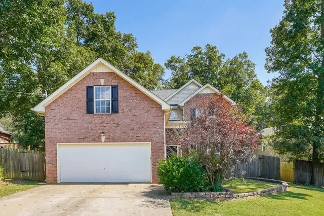 $2,170 | 2024 Summit Lane, La Vergne, TN 37086