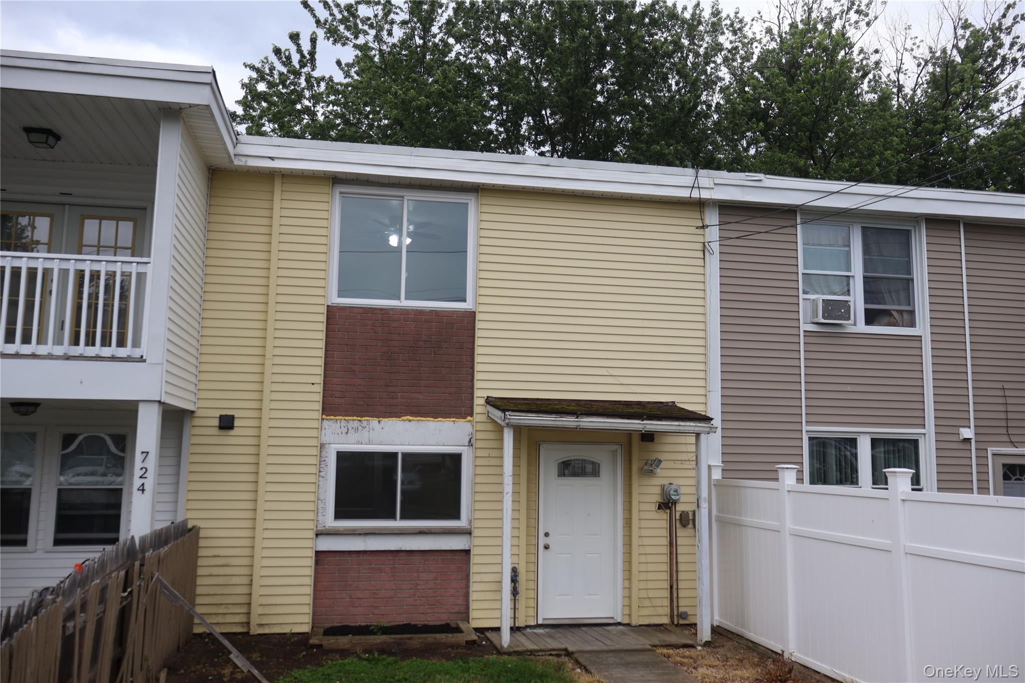 722 Silver Lake-Scotchtown Road Middletown, NY 10941 - Photo 2 of 27
