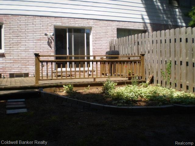 81 Manor Way, Unit 42 Rochester Hills, MI 48309 - Photo 25 of 34
