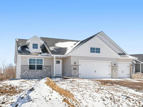 $399,999 | 501 Tanner Drive, Waverly, MN 55390
