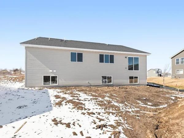 $399,999 | 501 Tanner Drive, Waverly, MN 55390