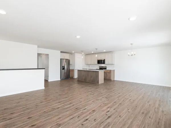 $399,999 | 501 Tanner Drive, Waverly, MN 55390