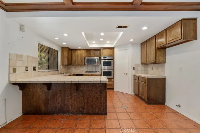 $588,000 | 2878 Piedmont Drive, Highland, CA 92346