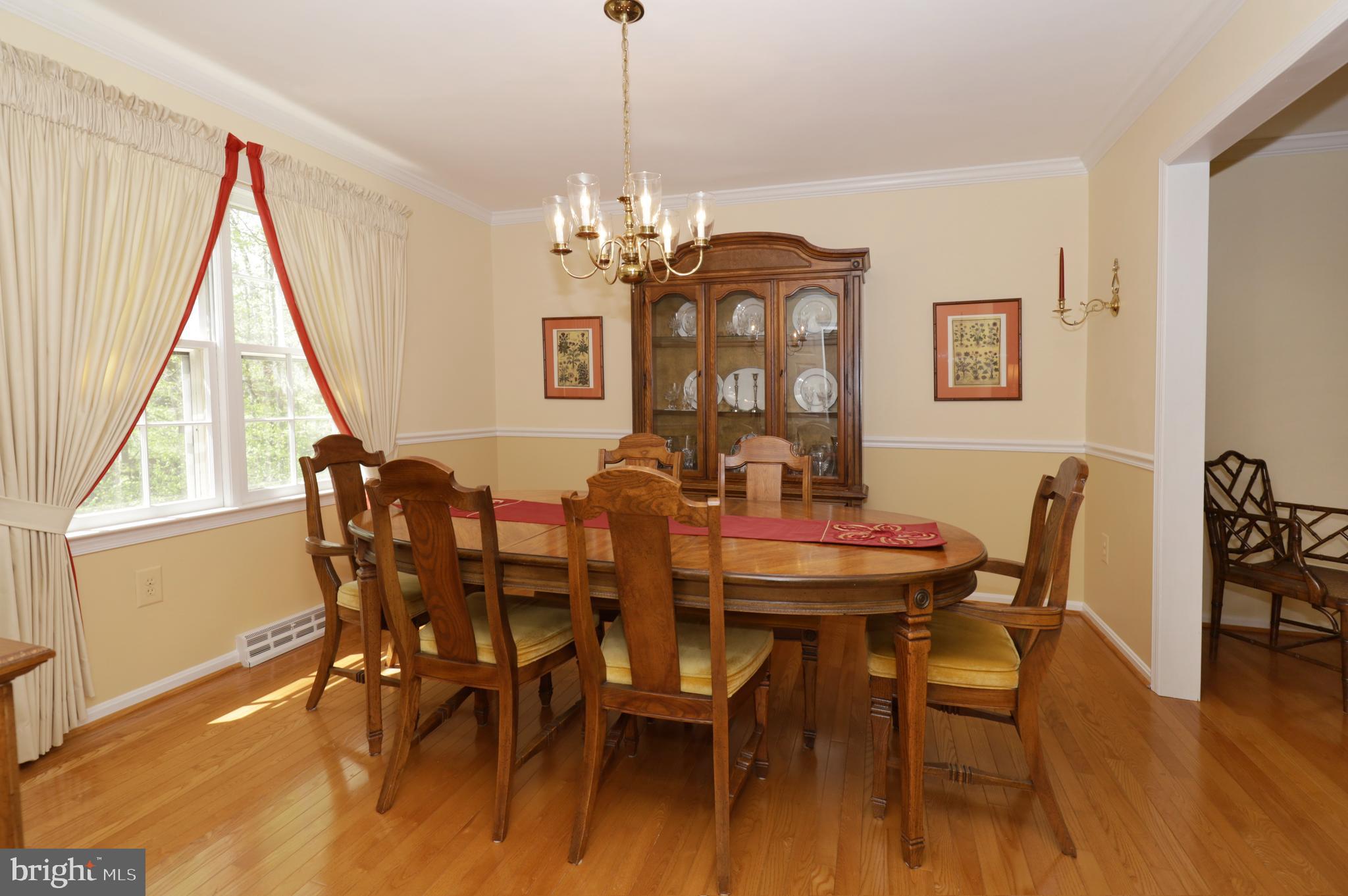 7616 Bertito Lane Springfield, VA 22153 - Photo 11 of 54 Dining Room