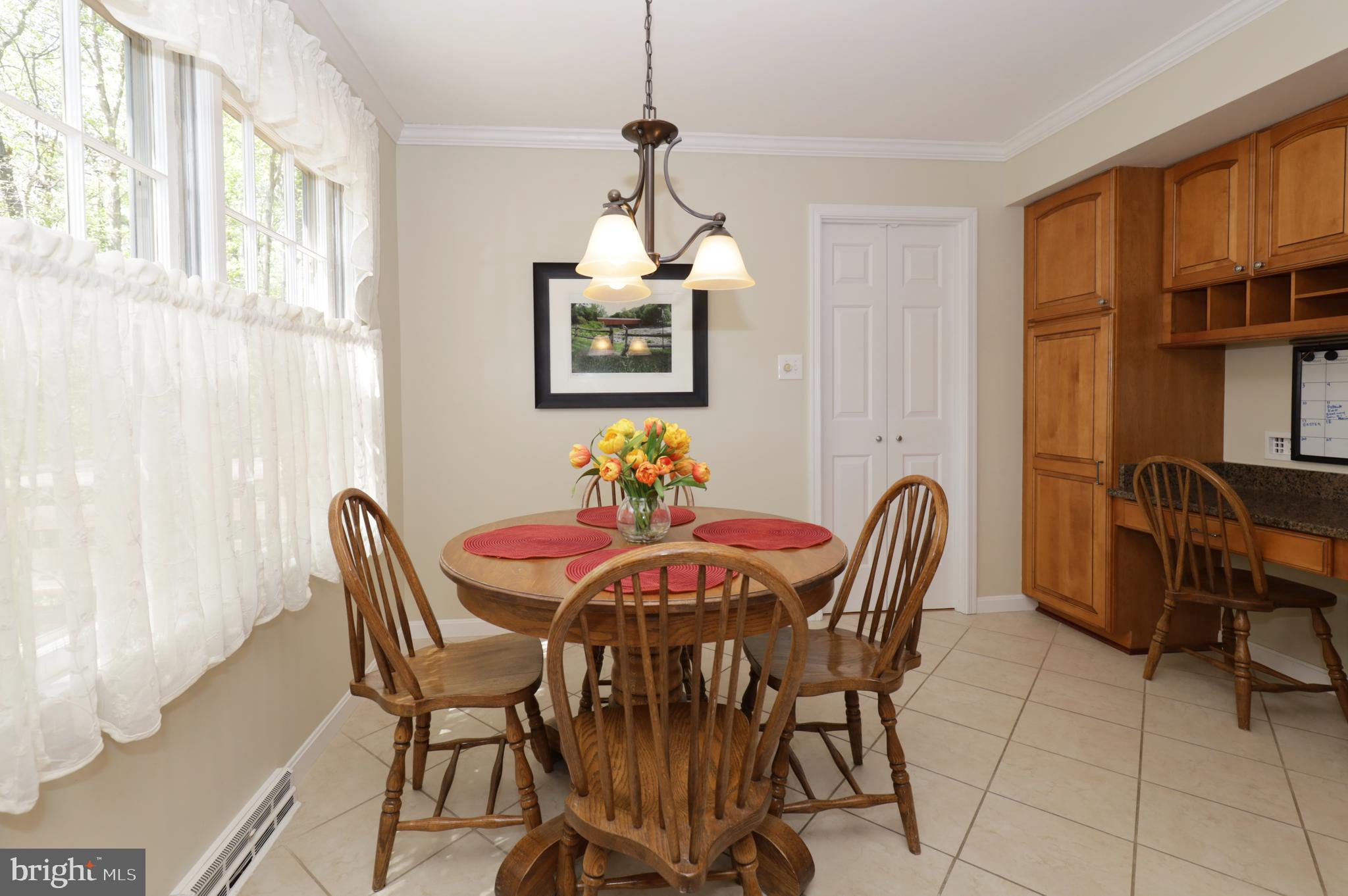 7616 Bertito Lane Springfield, VA 22153 - Photo 15 of 54 Breakfast Area