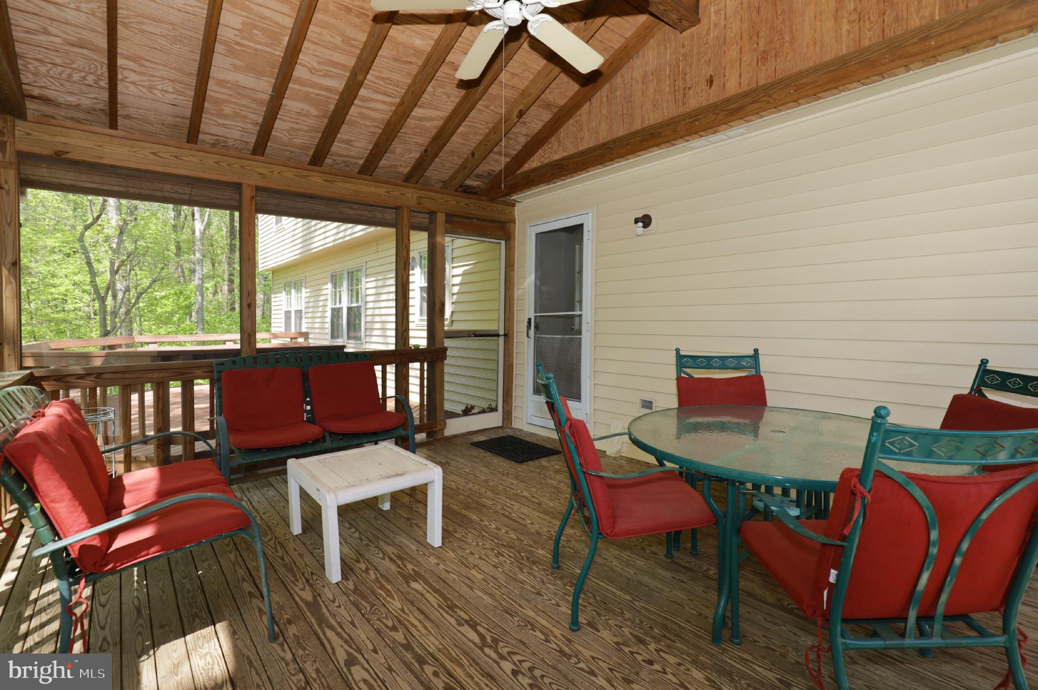 7616 Bertito Lane Springfield, VA 22153 - Photo 19 of 54 Screened-in Porch