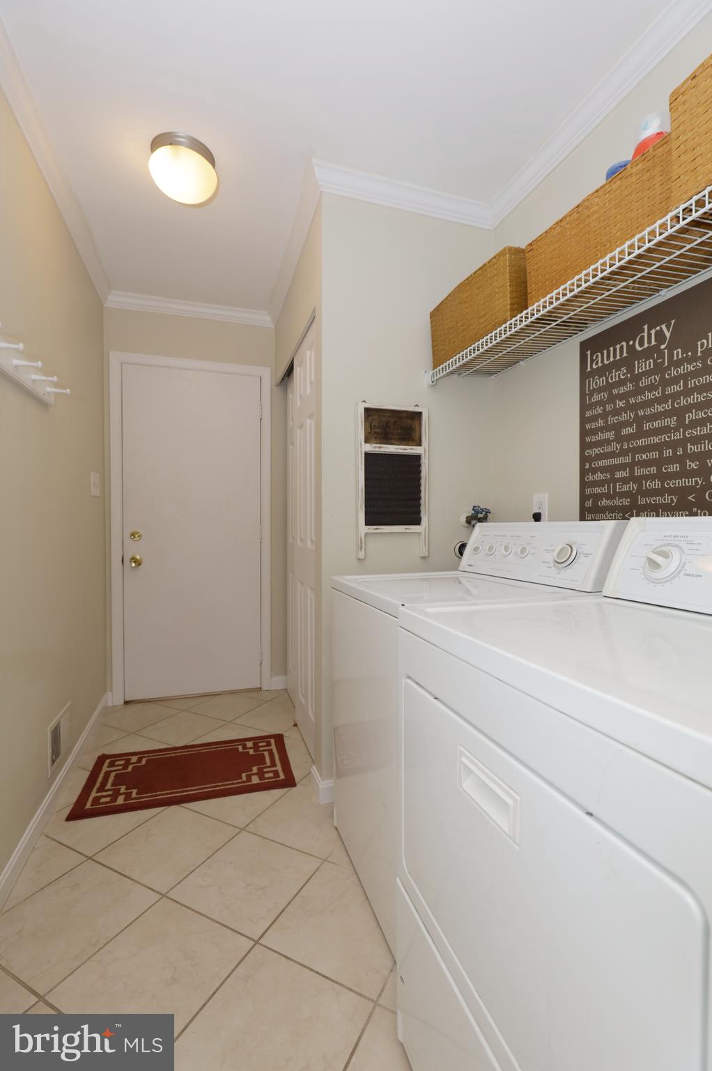7616 Bertito Lane Springfield, VA 22153 - Photo 27 of 54 Laundry/Mudroom