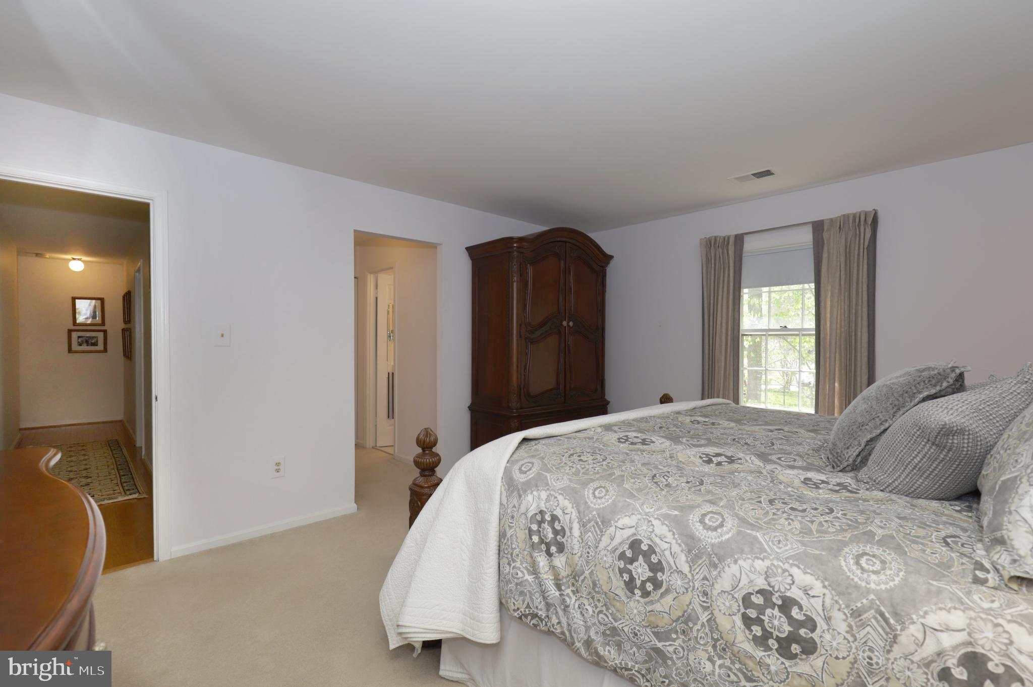 7616 Bertito Lane Springfield, VA 22153 - Photo 29 of 54 Primary Bedroom