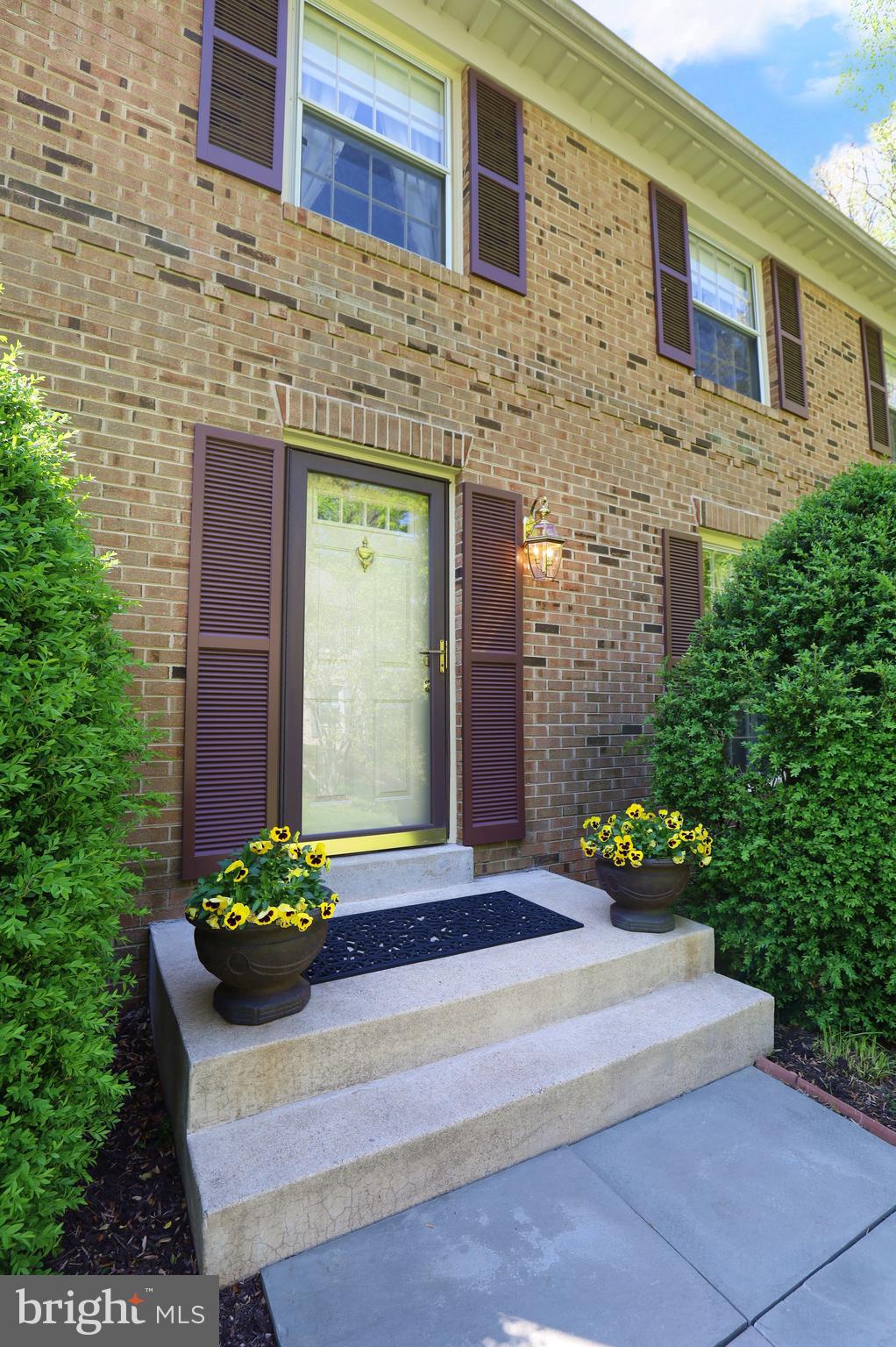 7616 Bertito Lane Springfield, VA 22153 - Photo 4 of 54 Front Entrance