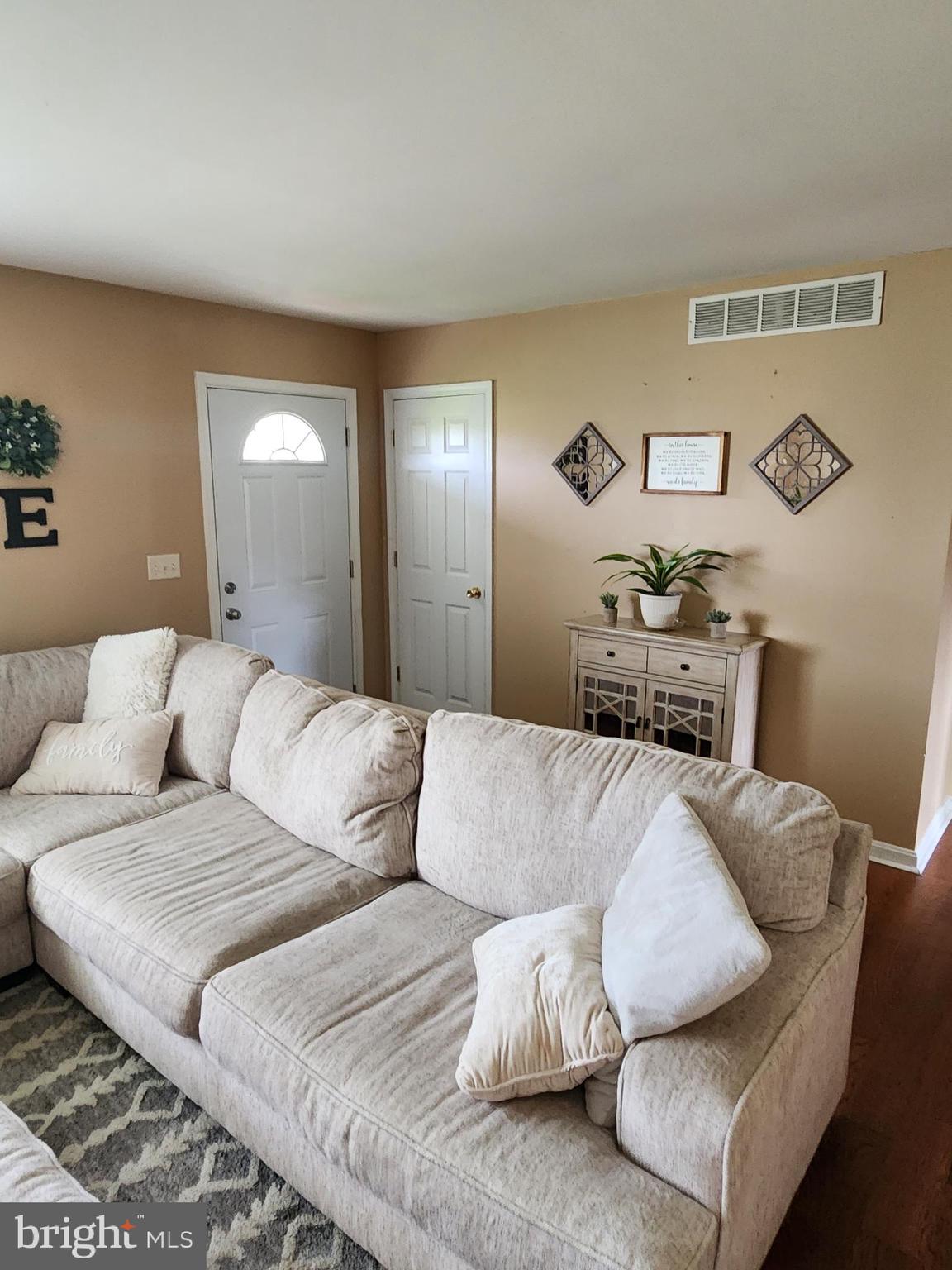5543 Indiantown Road Rhodesdale, MD 21659 - Photo 3 of 24 Front from Living Room