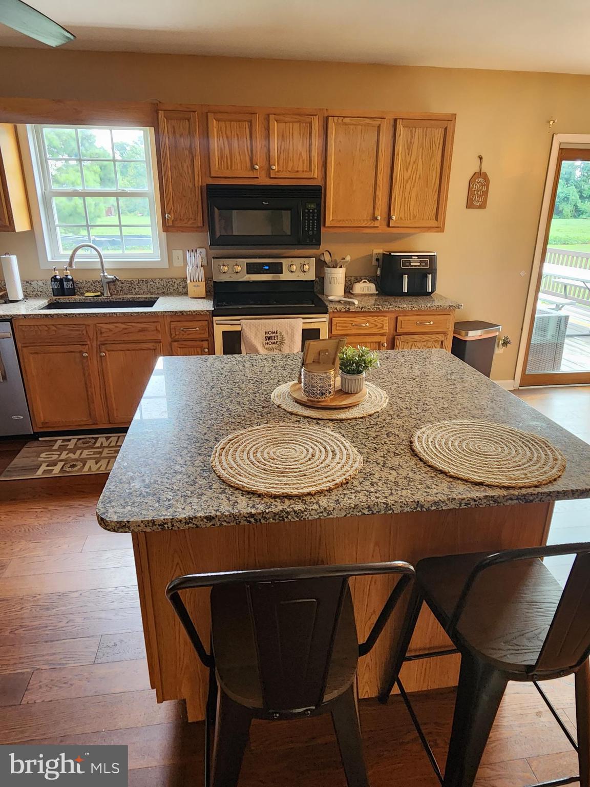 5543 Indiantown Road Rhodesdale, MD 21659 - Photo 7 of 24 Kitchen Bar, Up Graded Counter tops