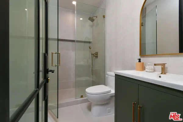 $5,995,000 | 112 South Valley Street, Burbank, CA 91505