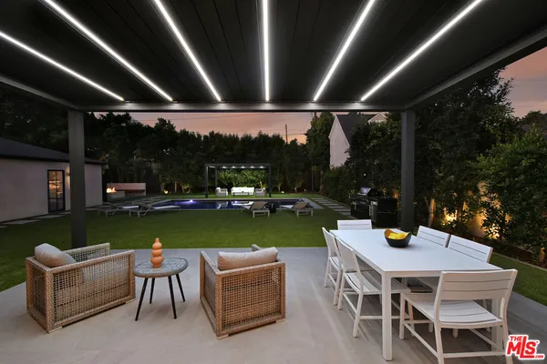 $5,995,000 | 112 South Valley Street, Burbank, CA 91505