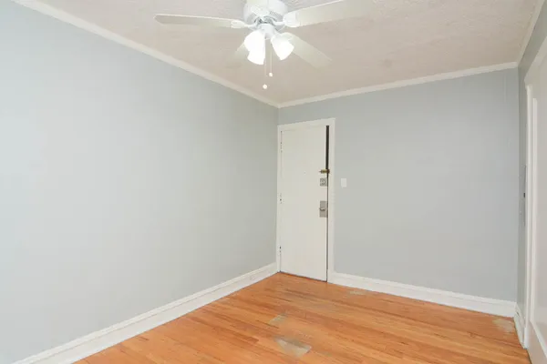 $1,250 | 3267 West Wrightwood Avenue, Unit 1Y, Chicago, IL 60647