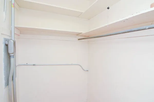 $1,250 | 3267 West Wrightwood Avenue, Unit 1Y, Chicago, IL 60647