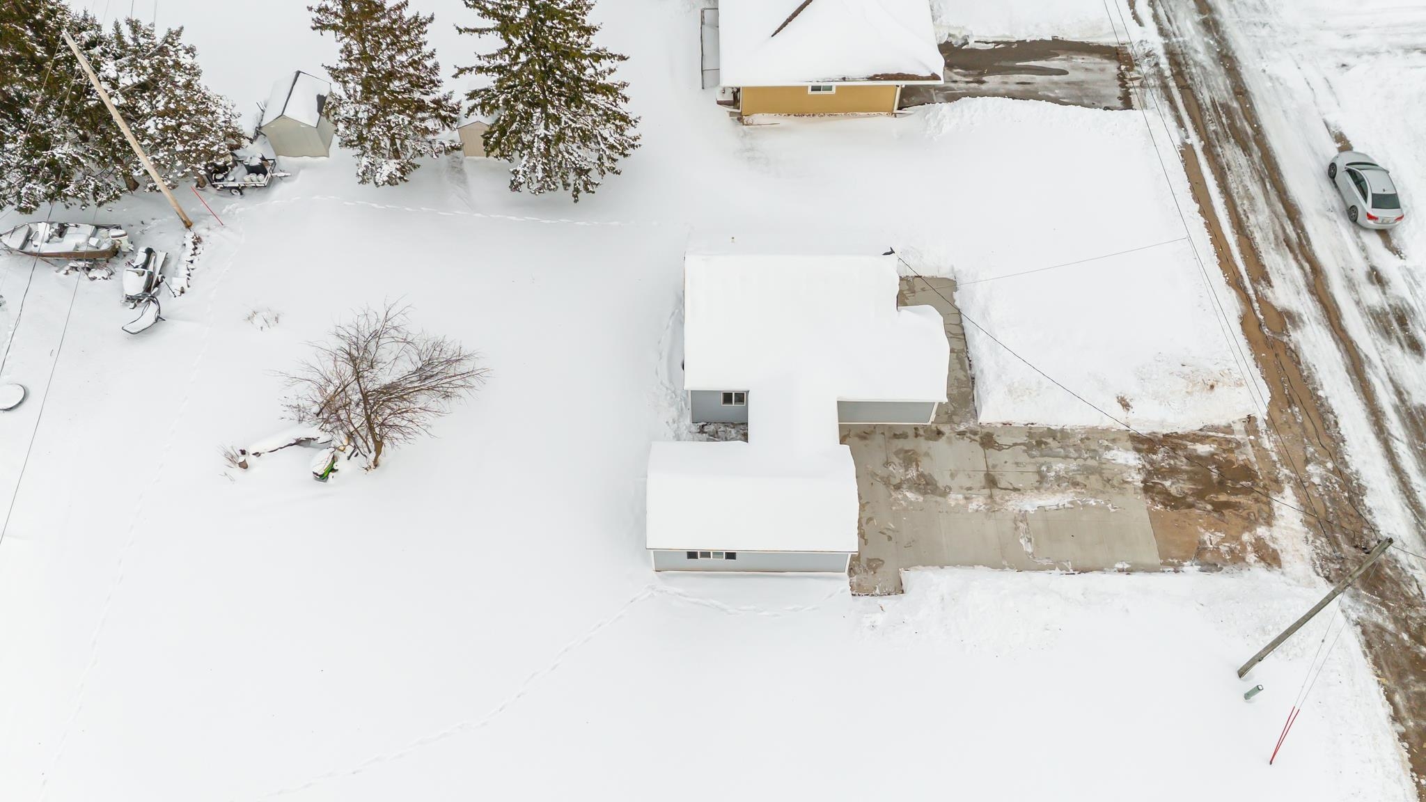 720 Oak Street Winneconne, WI 54986 - Photo 32 of 47