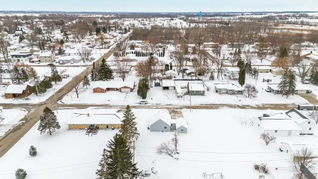 $210,000 | 720 Oak Street, Winneconne, WI 54986