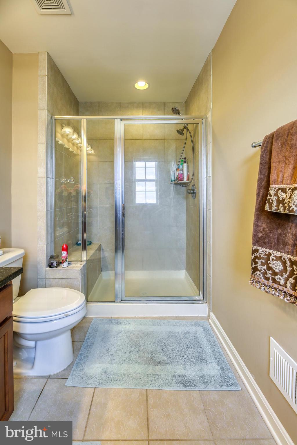 44094 Turf Field Square Chantilly, VA 20152 - Photo 33 of 44 Gallery Image 33