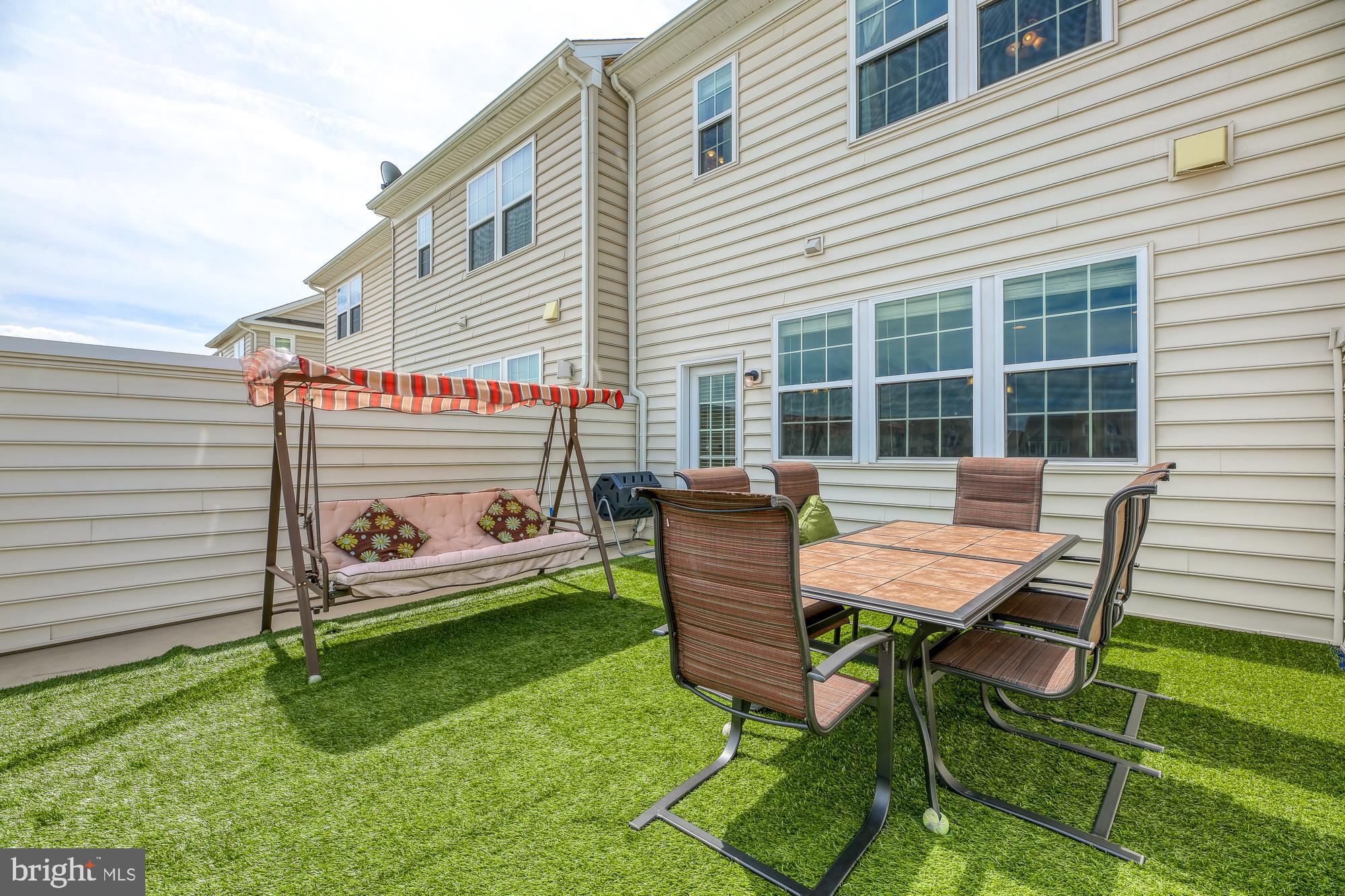 44094 Turf Field Square Chantilly, VA 20152 - Photo 40 of 44 Rooftop terrace for perfect outdoor entertaining
