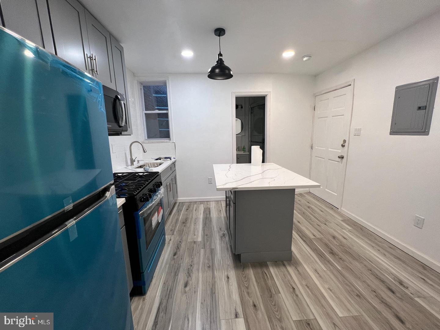 1516 West Ritner Street, Unit 2F Philadelphia, PA 19145 - Photo 3 of 7 Gallery Image 3
