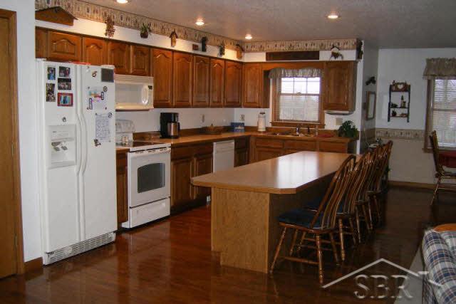 11096 Laduke Road Freeland, MI 48623 - Photo 3 of 21 20035575-2.JPG