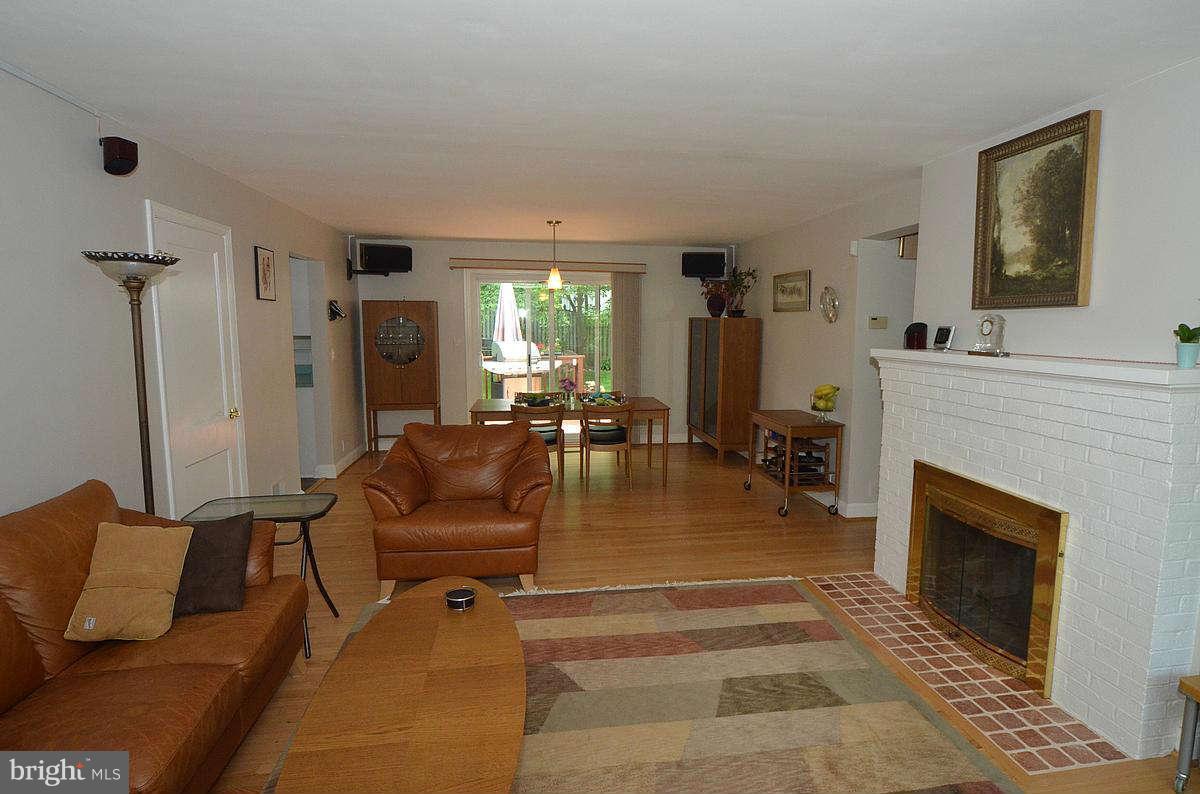 11604 College View Drive Silver Spring, MD 20902 - Photo 8 of 30 Interior General