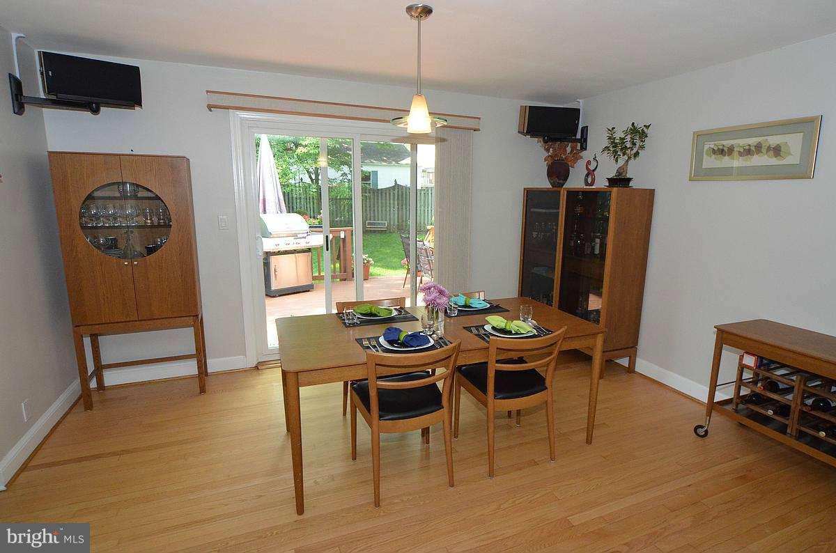 11604 College View Drive Silver Spring, MD 20902 - Photo 10 of 30 Dining Room