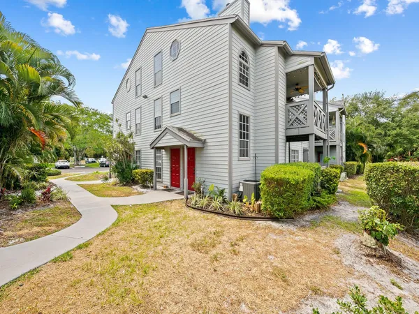 $369,999 | 5095 Heatherhill Lane, Unit 8, Boca Raton, FL 33486