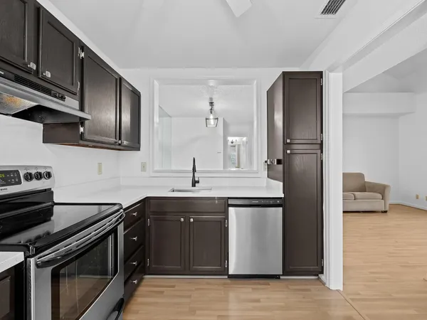 $369,999 | 5095 Heatherhill Lane, Unit 8, Boca Raton, FL 33486