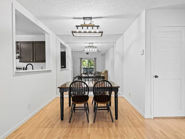 $369,999 | 5095 Heatherhill Lane, Unit 8, Boca Raton, FL 33486