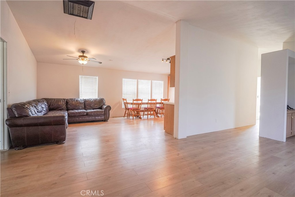 15050 Morning Glory Road Oro Grande, CA 92368 - Photo 12 of 60