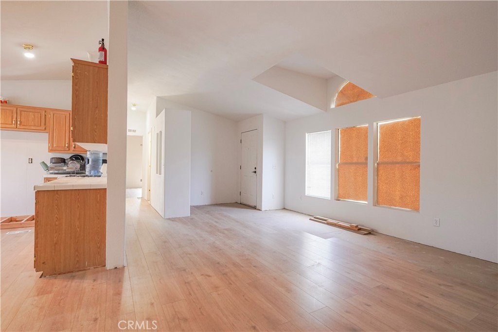 15050 Morning Glory Road Oro Grande, CA 92368 - Photo 16 of 60