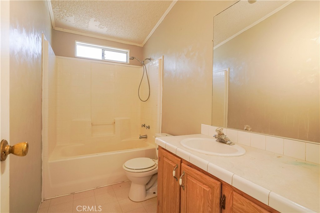 15050 Morning Glory Road Oro Grande, CA 92368 - Photo 29 of 60