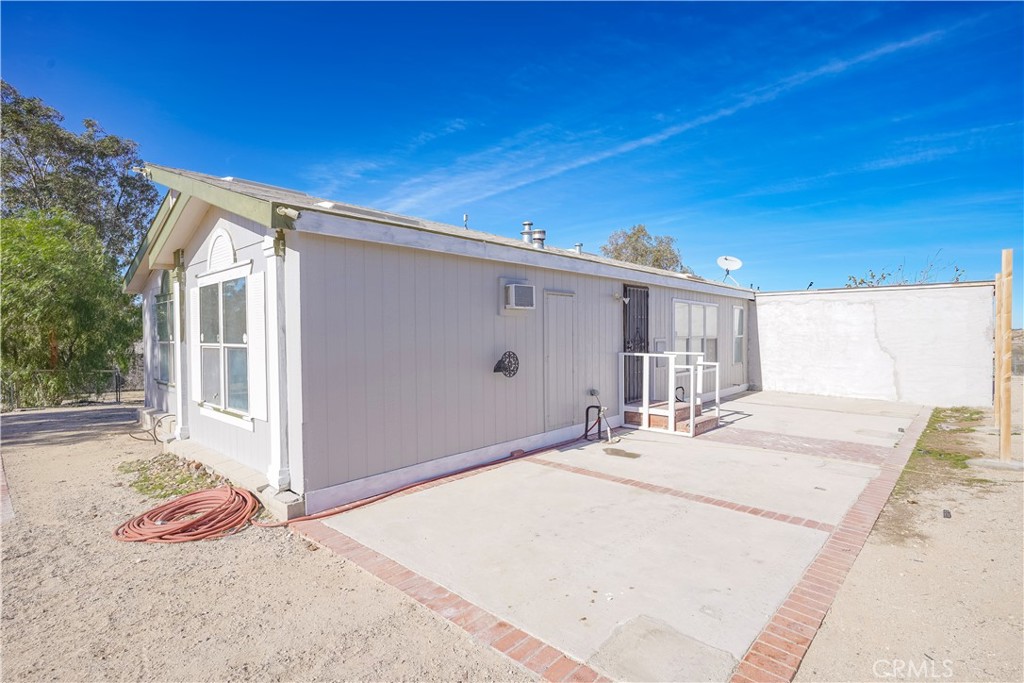 15050 Morning Glory Road Oro Grande, CA 92368 - Photo 6 of 60