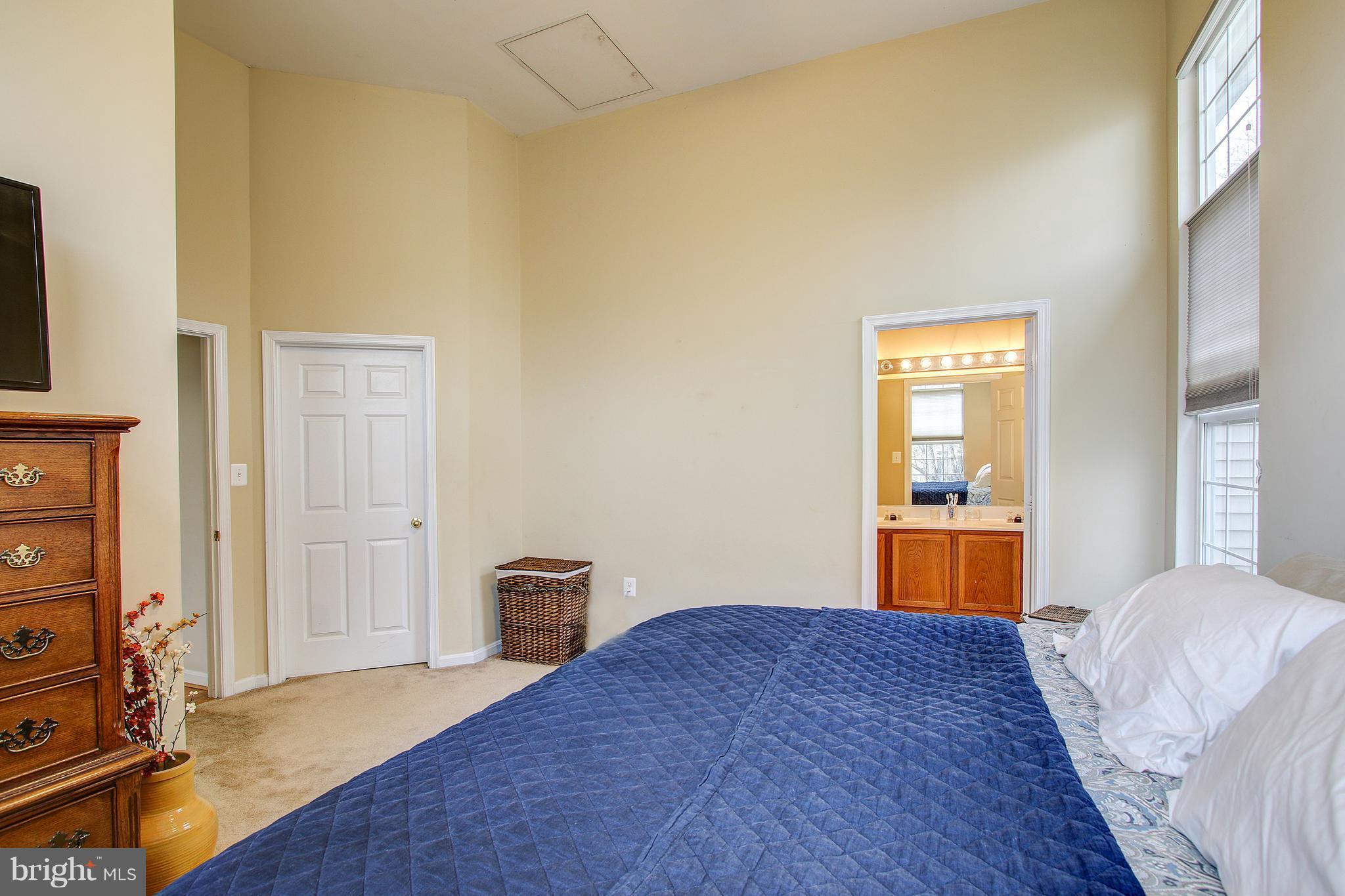 1305 Windleaf Drive, Unit 173 Reston, VA 20194 - Photo 20 of 30 Bedroom (Master)