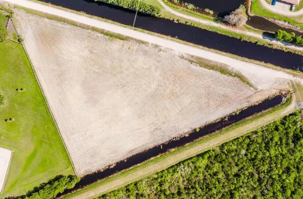 $2,289,800 | 6047 140th Avenue South, Wellington, FL 33449