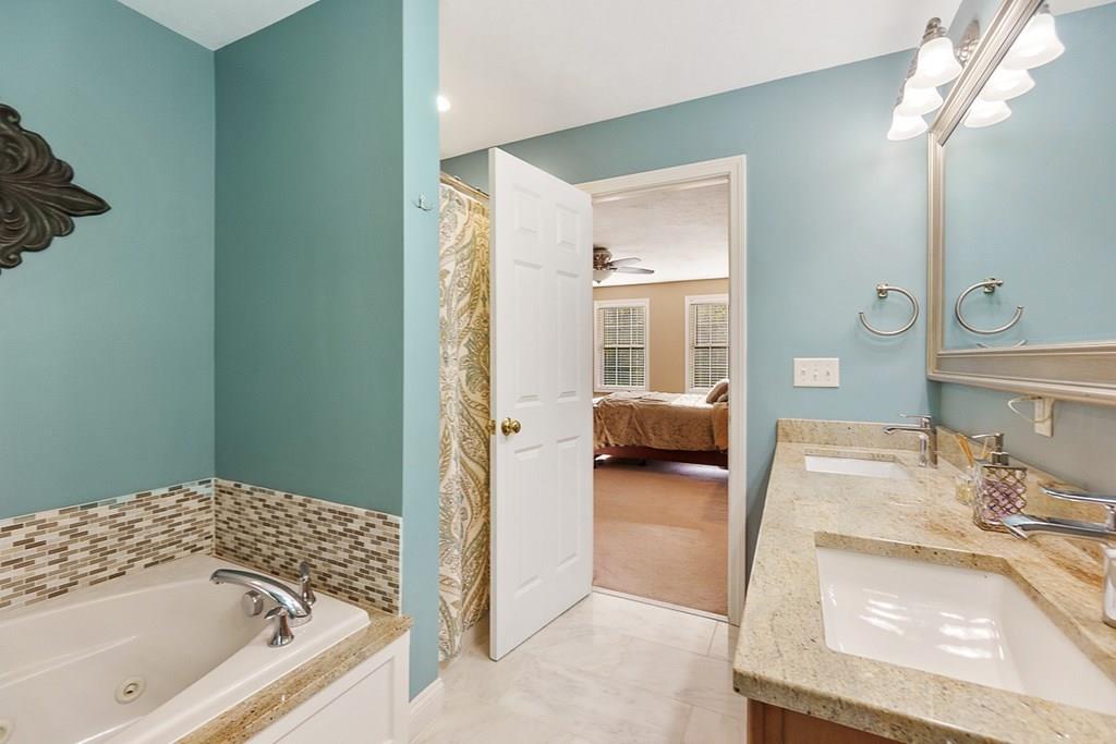 2 Alyssa Drive Townsend, MA 01469 - Photo 37 of 42