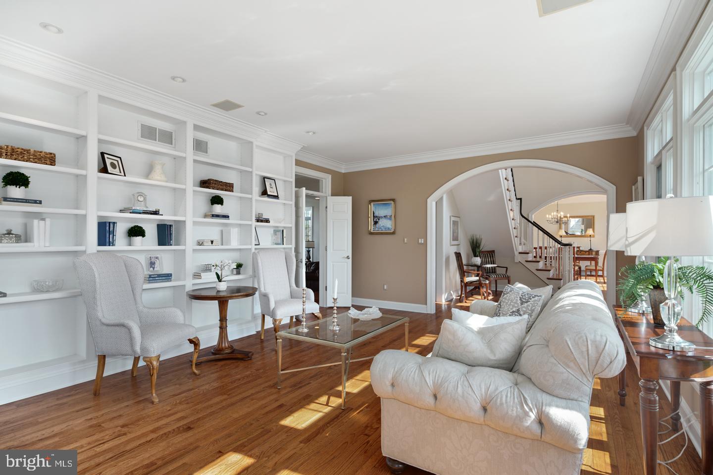 603 Longchamps Drive Devon, PA 19333 - Photo 8 of 43 Built-In Bookshelves