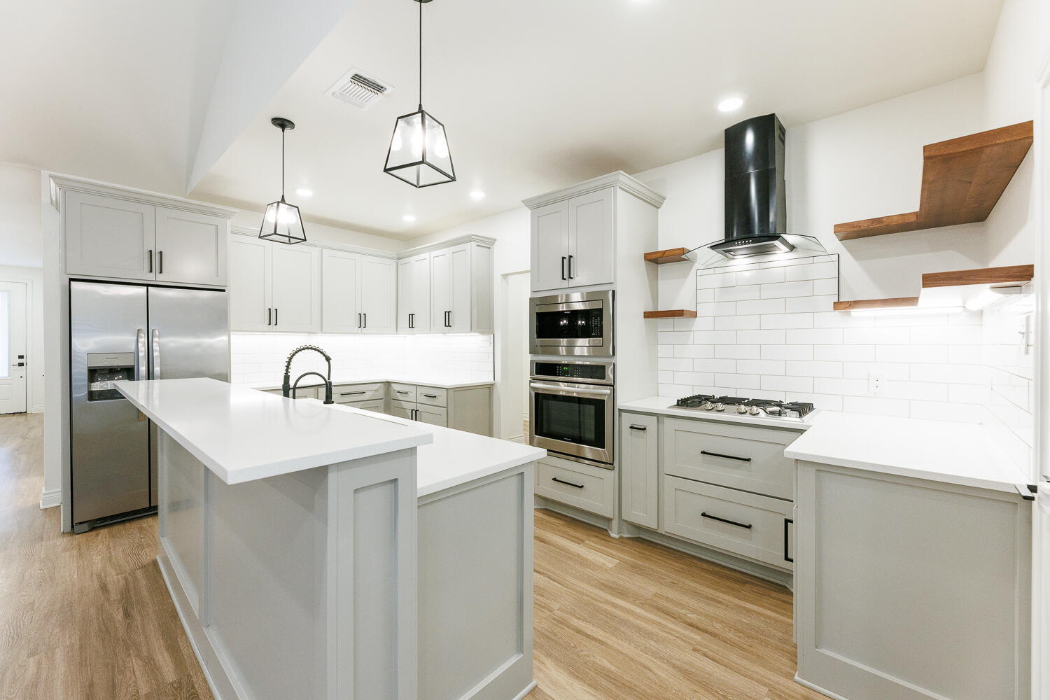 6945 103rd Street Lubbock, TX 79424 - Photo 12 of 43 -