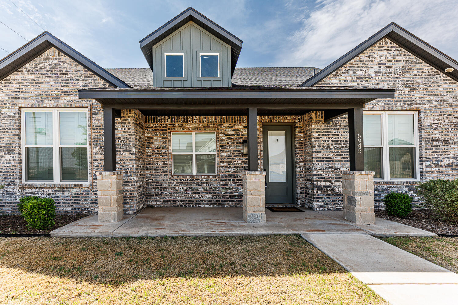 6945 103rd Street Lubbock, TX 79424 - Photo 2 of 43 -