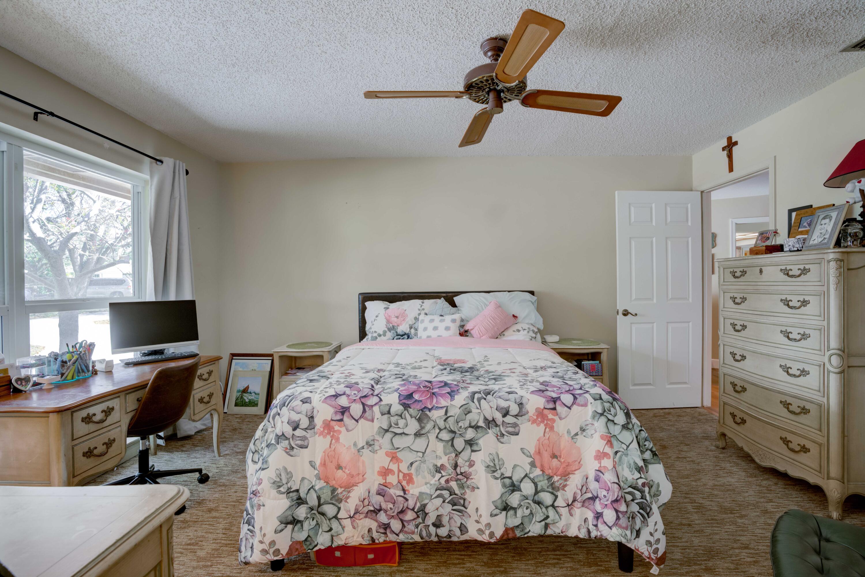 9524 Southeast Cove Point Street Jupiter, FL 33469 - Photo 21 of 58 Owner's suite