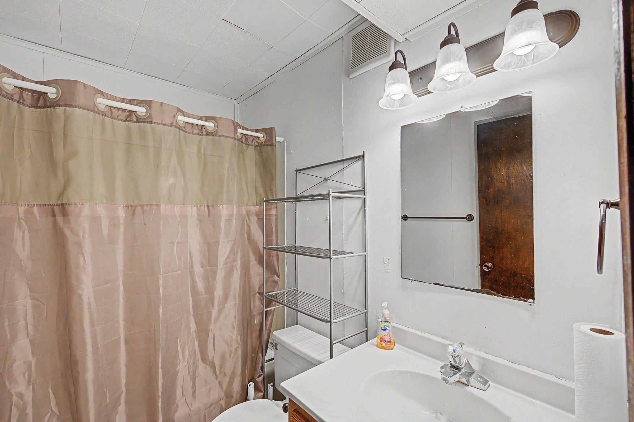 4749 Spring Circle Minnetonka, MN 55345 - Photo 34 of 38 Gallery Image 34