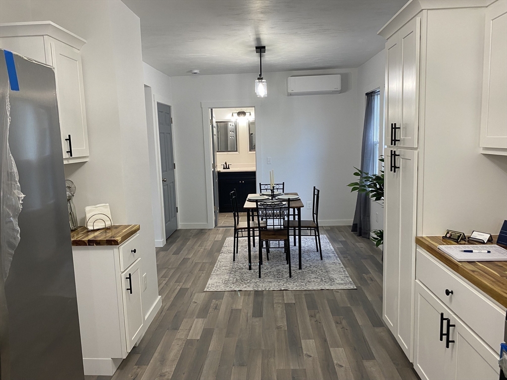 17 Temple Street Holyoke, MA 01040 - Photo 12 of 42