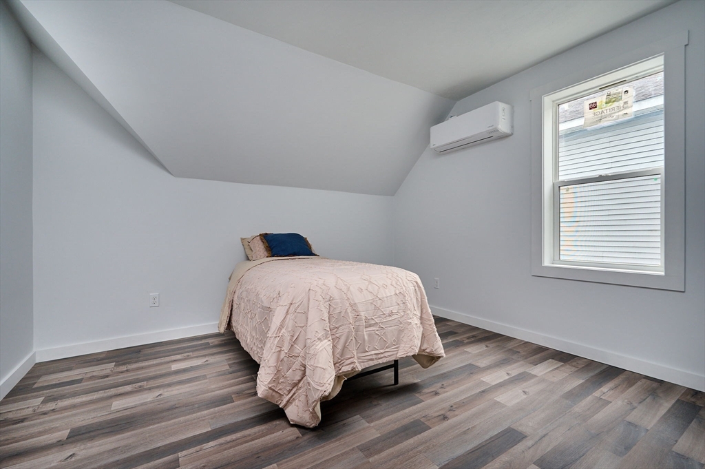 17 Temple Street Holyoke, MA 01040 - Photo 22 of 42