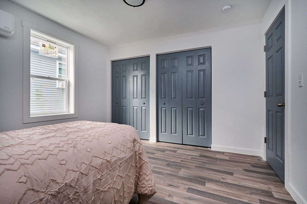 17 Temple Street Holyoke, MA 01040 - Photo 23 of 42