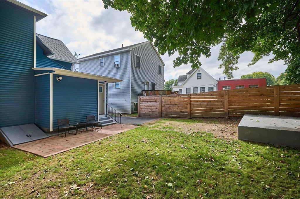 17 Temple Street Holyoke, MA 01040 - Photo 28 of 42