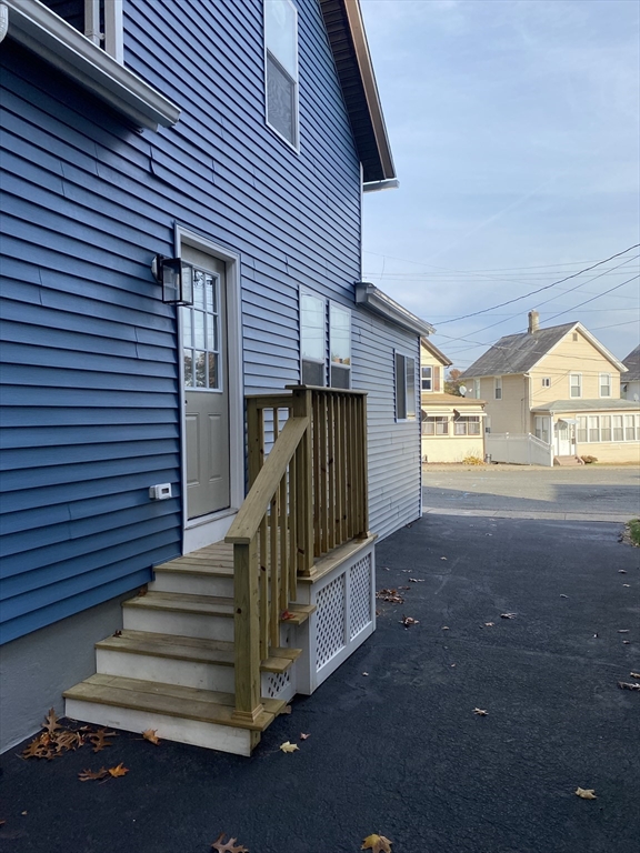 17 Temple Street Holyoke, MA 01040 - Photo 42 of 42