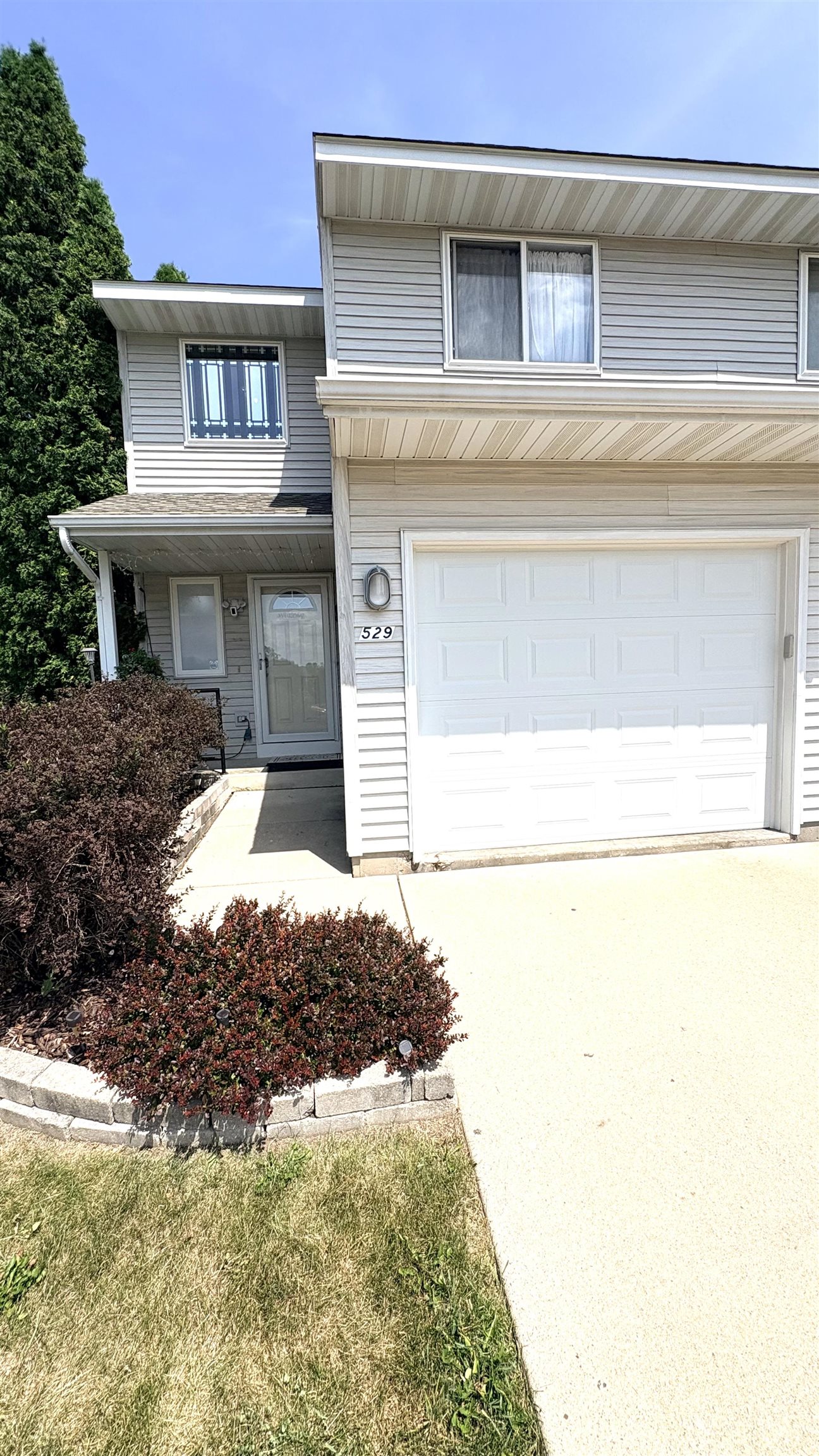 529 Kings Lynn Road Stoughton, WI 53589 - Photo 2 of 36 Gallery Image 2