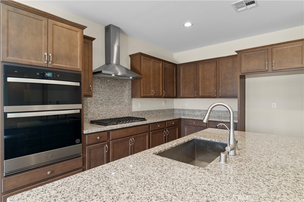 760 Kuchar Street Perris, CA 92571 - Photo 8 of 31